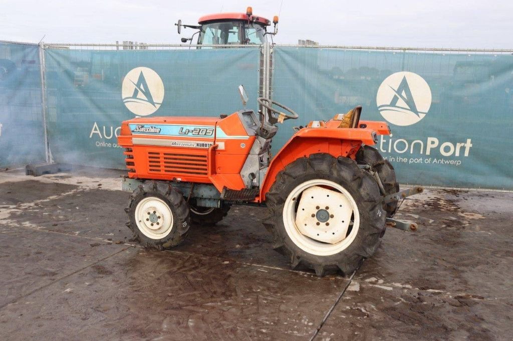 Traktor typu Kubota Sunshine L1-205, Gebrauchtmaschine v Antwerpen (Obrázok 3)