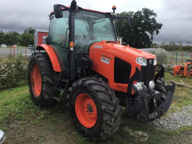 Traktor van het type Kubota Tracteur agricole M110GX Kubota, Gebrauchtmaschine in LA SOUTERRAINE (Foto 1)