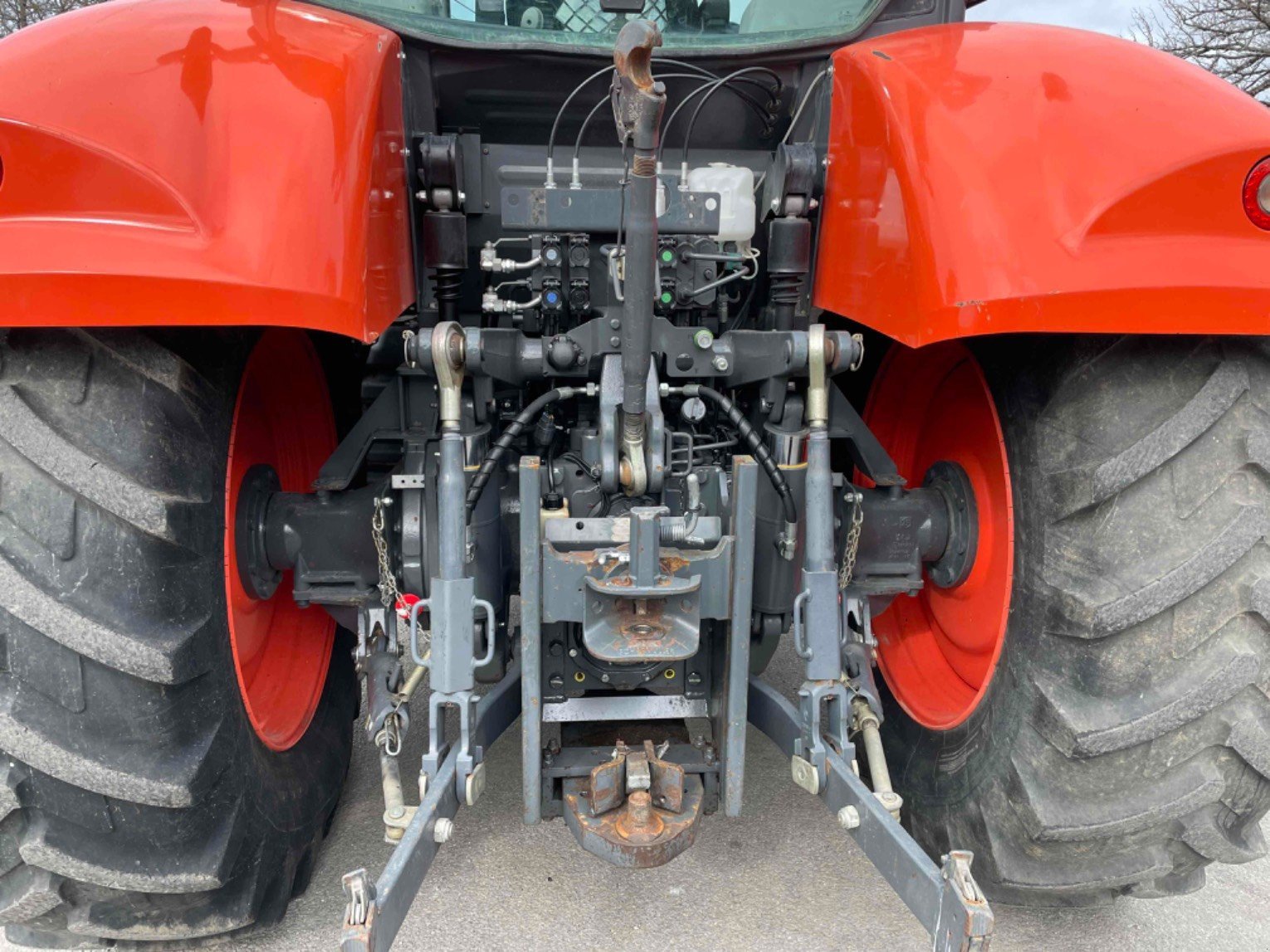 Traktor typu Kubota Tracteur agricole M7151SC Kubota, Gebrauchtmaschine v LA SOUTERRAINE (Obrázok 2)