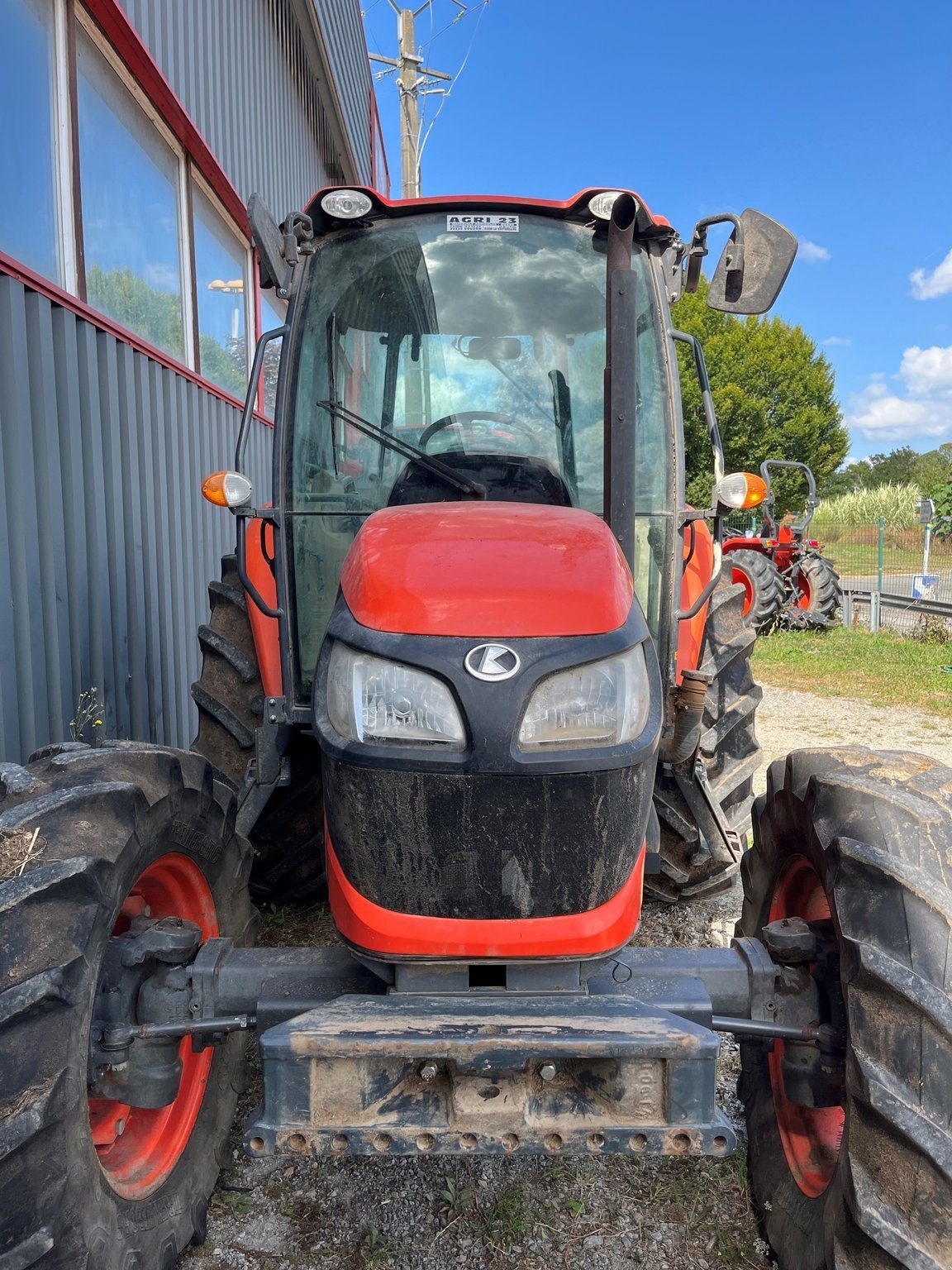 Traktor Türe ait Kubota Tracteur agricole M8560DTHQ Kubota, Gebrauchtmaschine içinde LA SOUTERRAINE (resim 2)