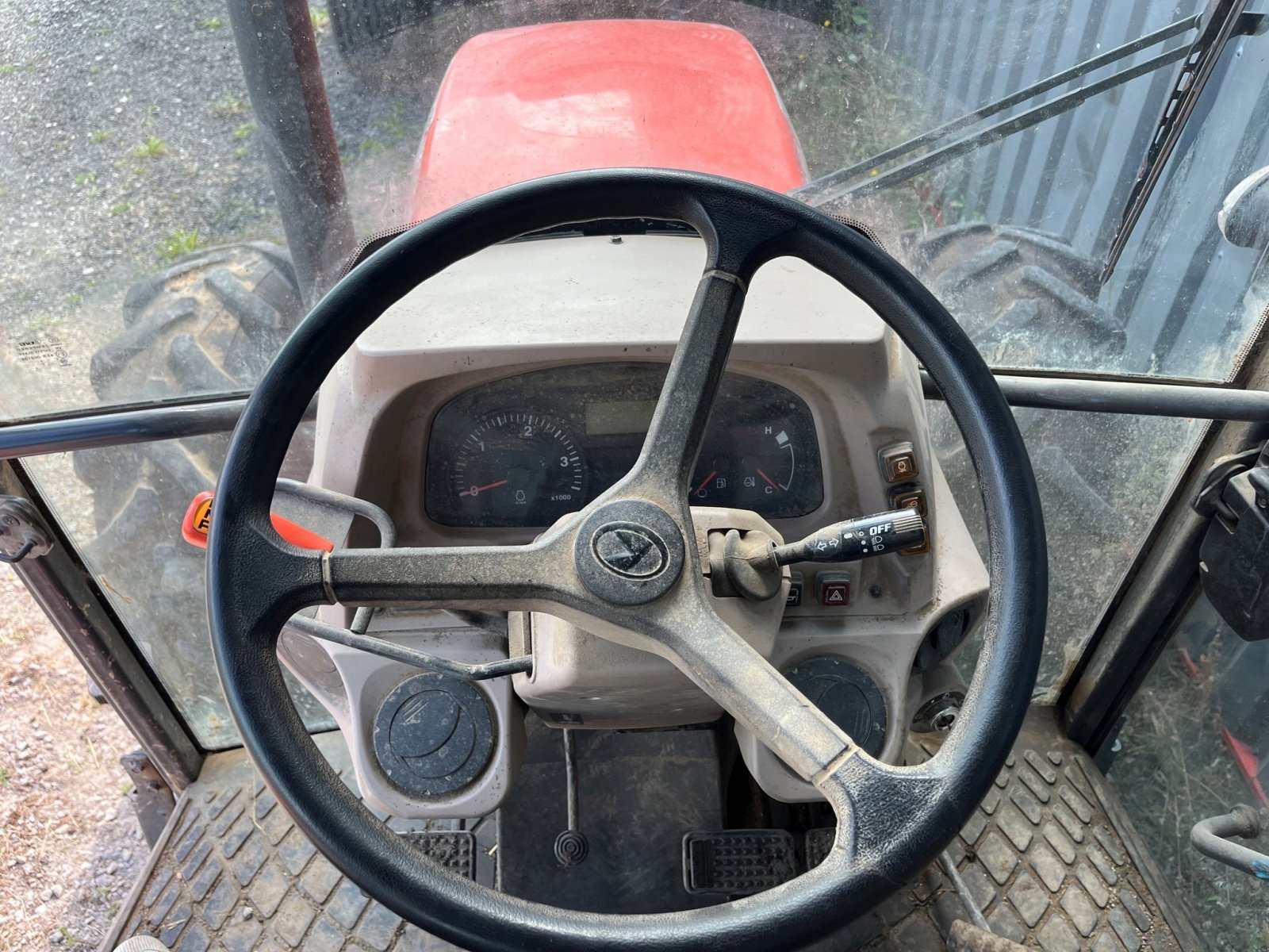 Traktor Türe ait Kubota Tracteur agricole M8560DTHQ Kubota, Gebrauchtmaschine içinde LA SOUTERRAINE (resim 10)