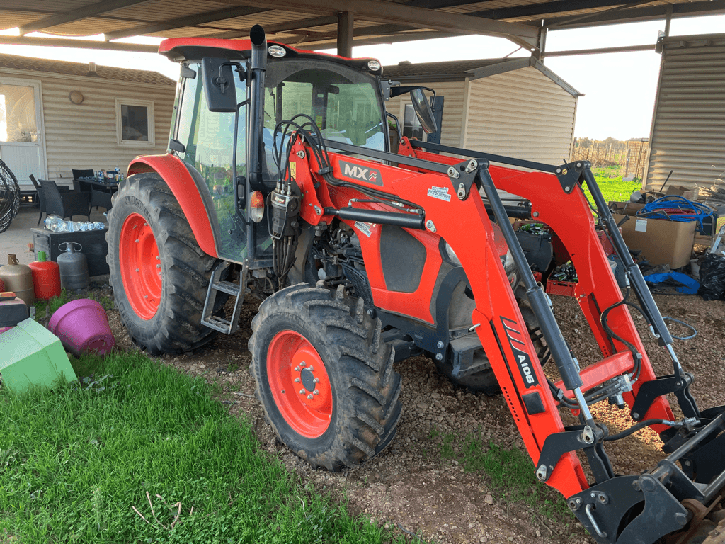 Traktor des Typs Kubota TRACTEUR KUBOTA M5091, Gebrauchtmaschine in SAINT ANDIOL (Bild 4)