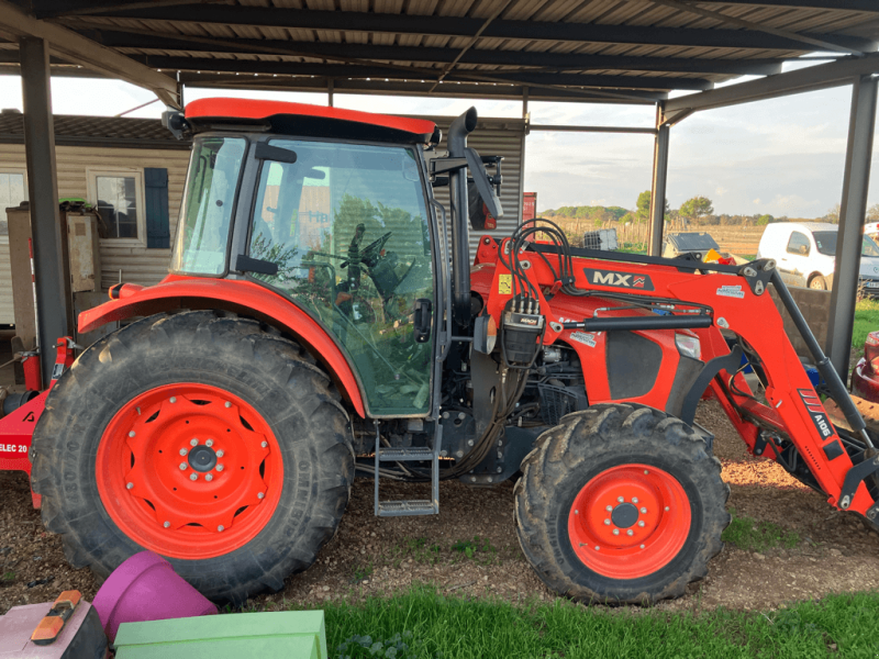 Traktor van het type Kubota TRACTEUR KUBOTA M5091, Gebrauchtmaschine in SAINT ANDIOL (Foto 1)