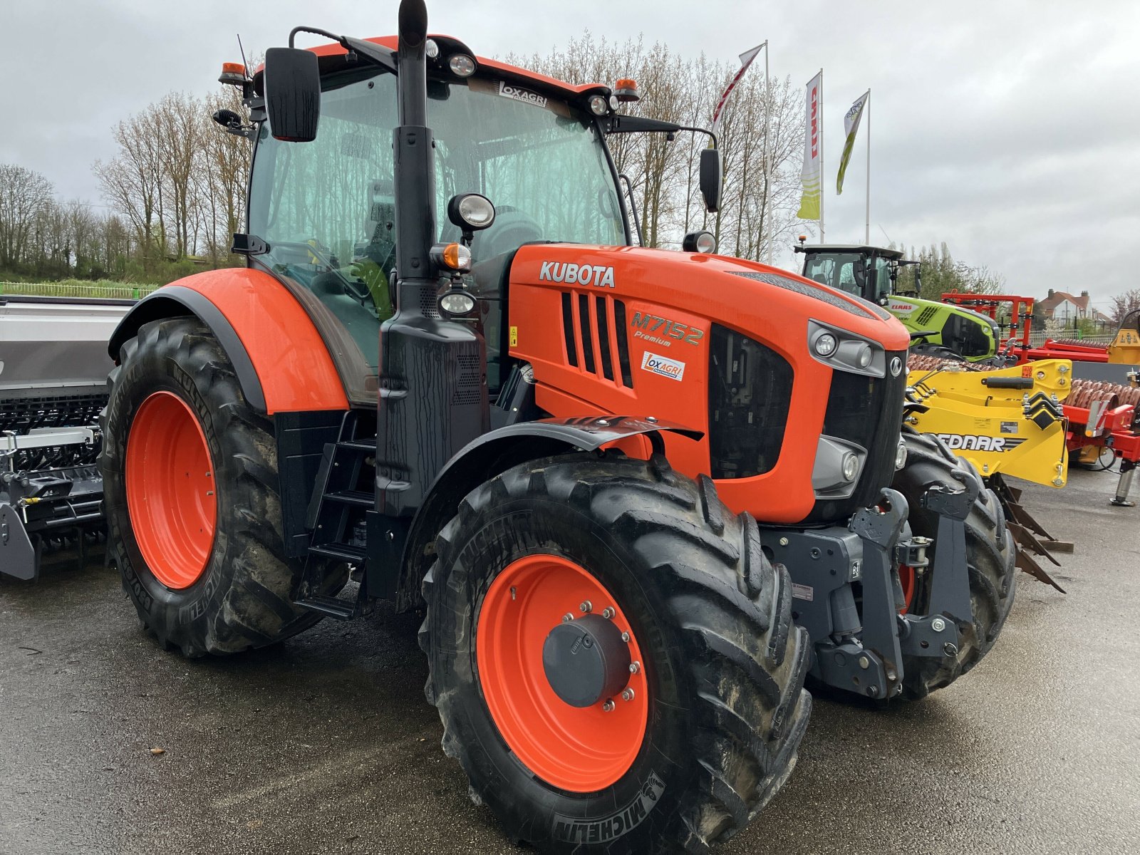 Traktor typu Kubota TRACTEUR M7152, Gebrauchtmaschine v BLENDECQUES (Obrázek 2)