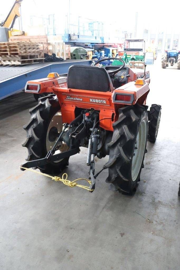 Traktor du type Kubota ZL1-195D, Gebrauchtmaschine en Antwerpen (Photo 7)