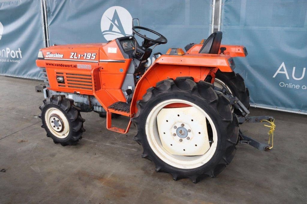 Traktor du type Kubota ZL1-195D, Gebrauchtmaschine en Antwerpen (Photo 3)