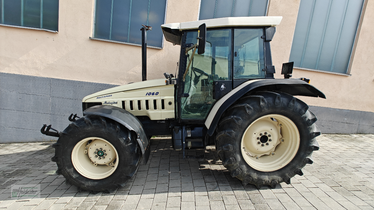 Traktor of the type Lamborghini 1060 Premium DT, Gebrauchtmaschine in Wildenberg (Picture 1)