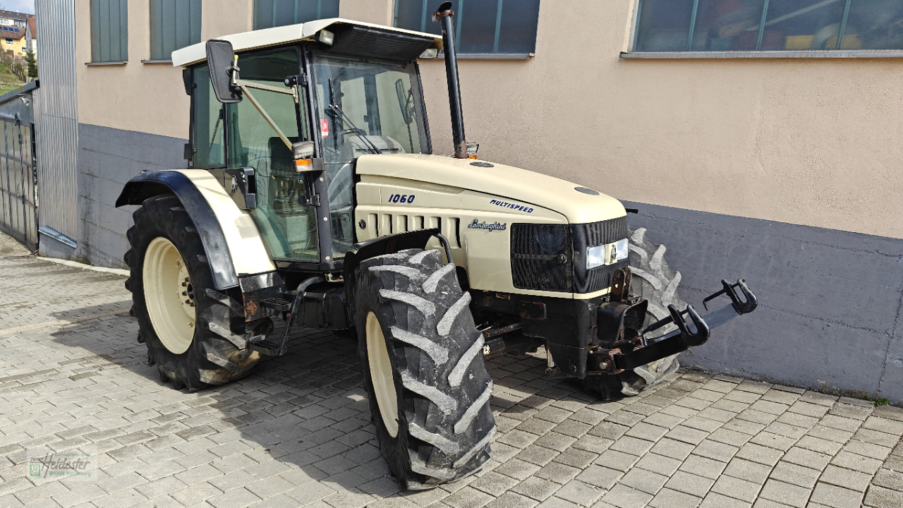 Traktor of the type Lamborghini 1060 Premium DT, Gebrauchtmaschine in Wildenberg (Picture 3)