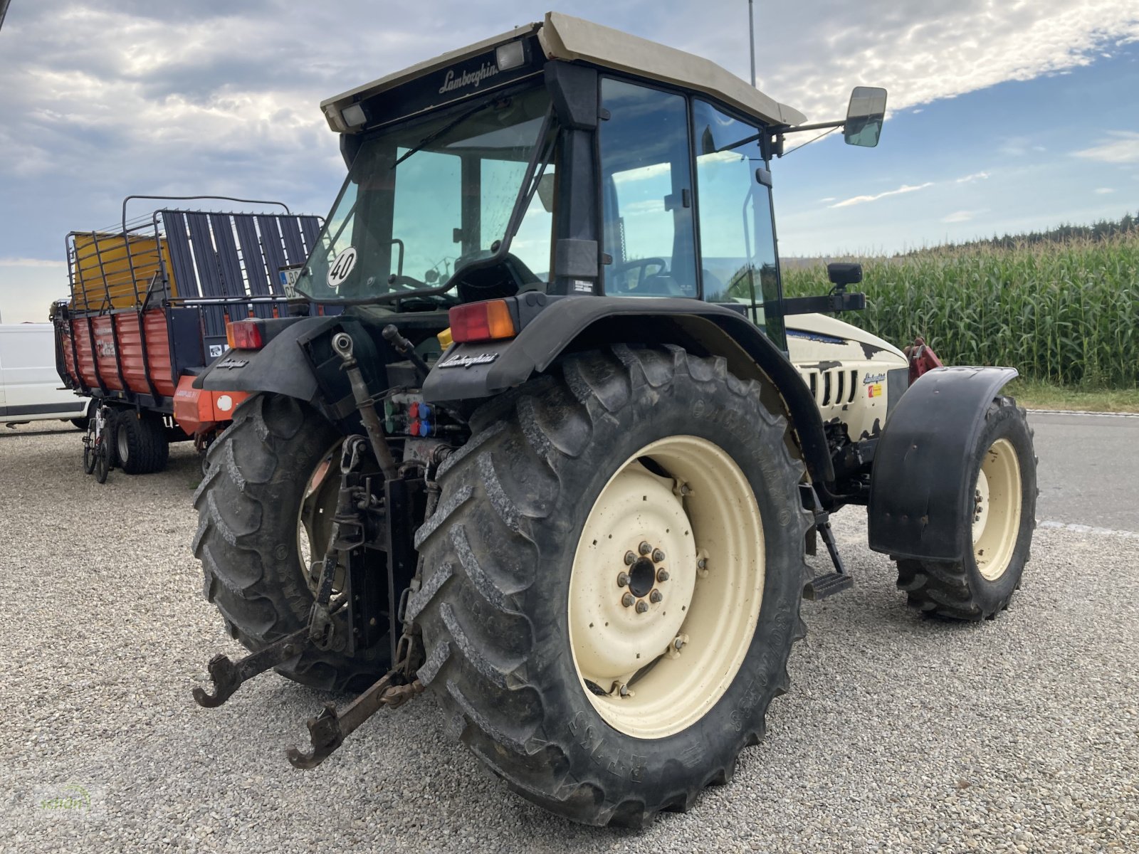 Traktor of the type Lamborghini Premium 1060 mit FH und Frontzapfwelle aus erster Hand, Gebrauchtmaschine in Burgrieden (Picture 7)