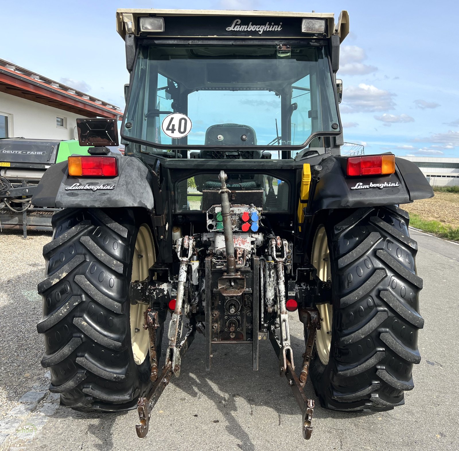 Traktor του τύπου Lamborghini Premium 1060 mit FH und Frontzapfwelle aus erster Hand, Gebrauchtmaschine σε Burgrieden (Φωτογραφία 5)