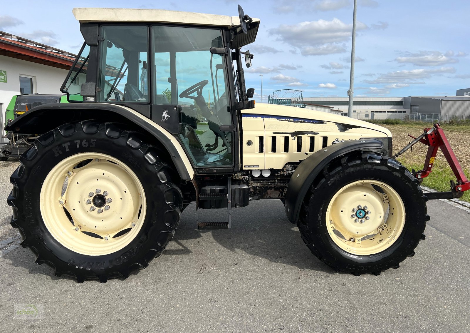 Traktor des Typs Lamborghini Premium 1060 mit FH und Frontzapfwelle aus erster Hand, Gebrauchtmaschine in Burgrieden (Bild 9)