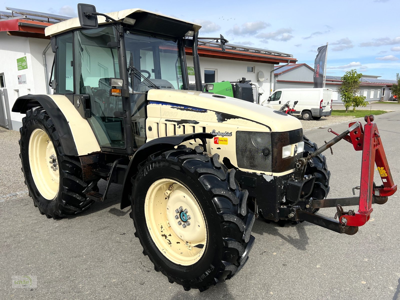 Traktor типа Lamborghini Premium 1060 mit FH und Frontzapfwelle aus erster Hand, Gebrauchtmaschine в Burgrieden (Фотография 10)