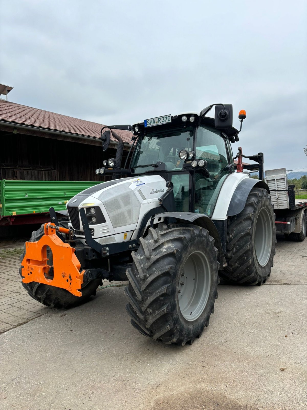 Traktor typu Lamborghini R 6.120, Gebrauchtmaschine v Donaueschingen (Obrázek 2)