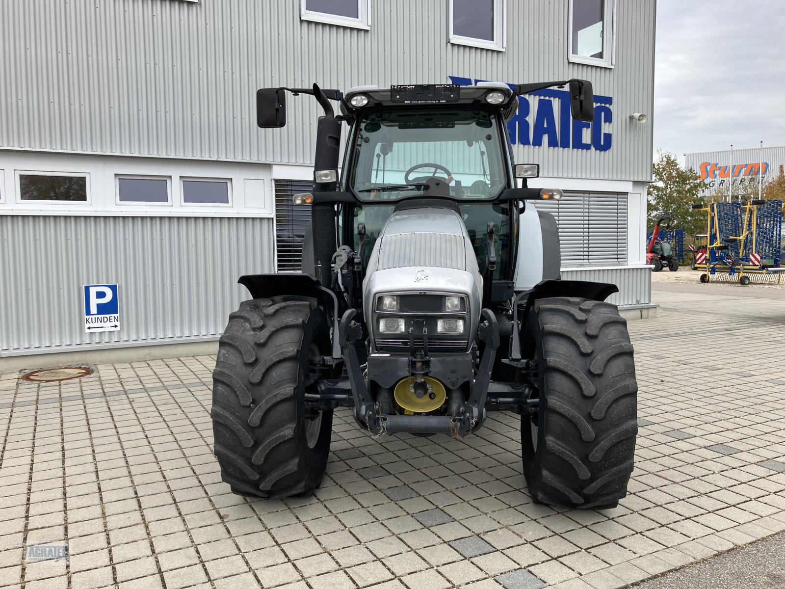 Traktor of the type Lamborghini R 6.125 DCR, Gebrauchtmaschine in Salching bei Straubing (Picture 3)