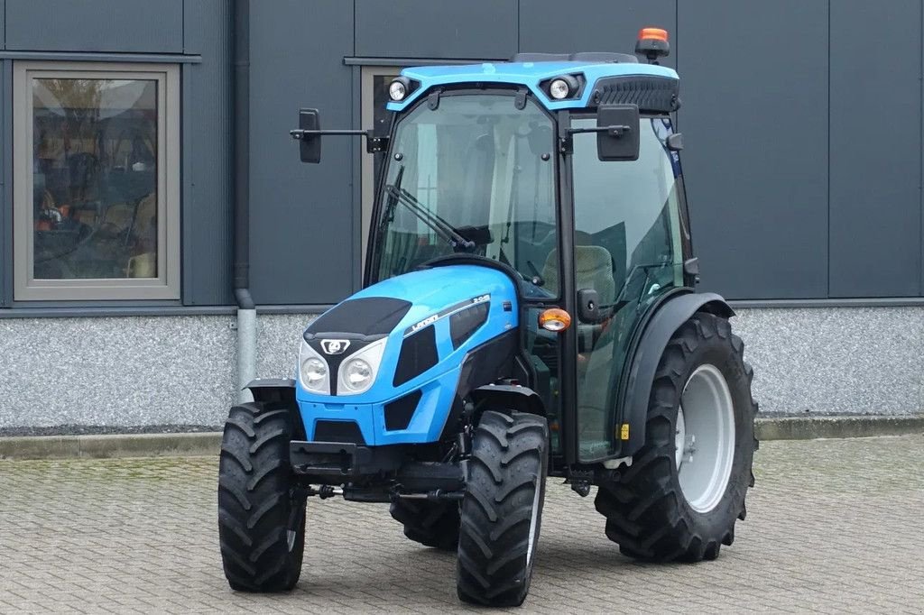 Traktor des Typs Landini 2-045 4wd / 00259 Draaiuren / Fabriekscabine, Gebrauchtmaschine in Swifterband (Bild 1)