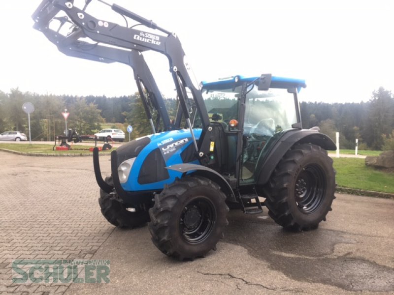 Traktor des Typs Landini 4-070D, Neumaschine in St. Märgen (Bild 3)