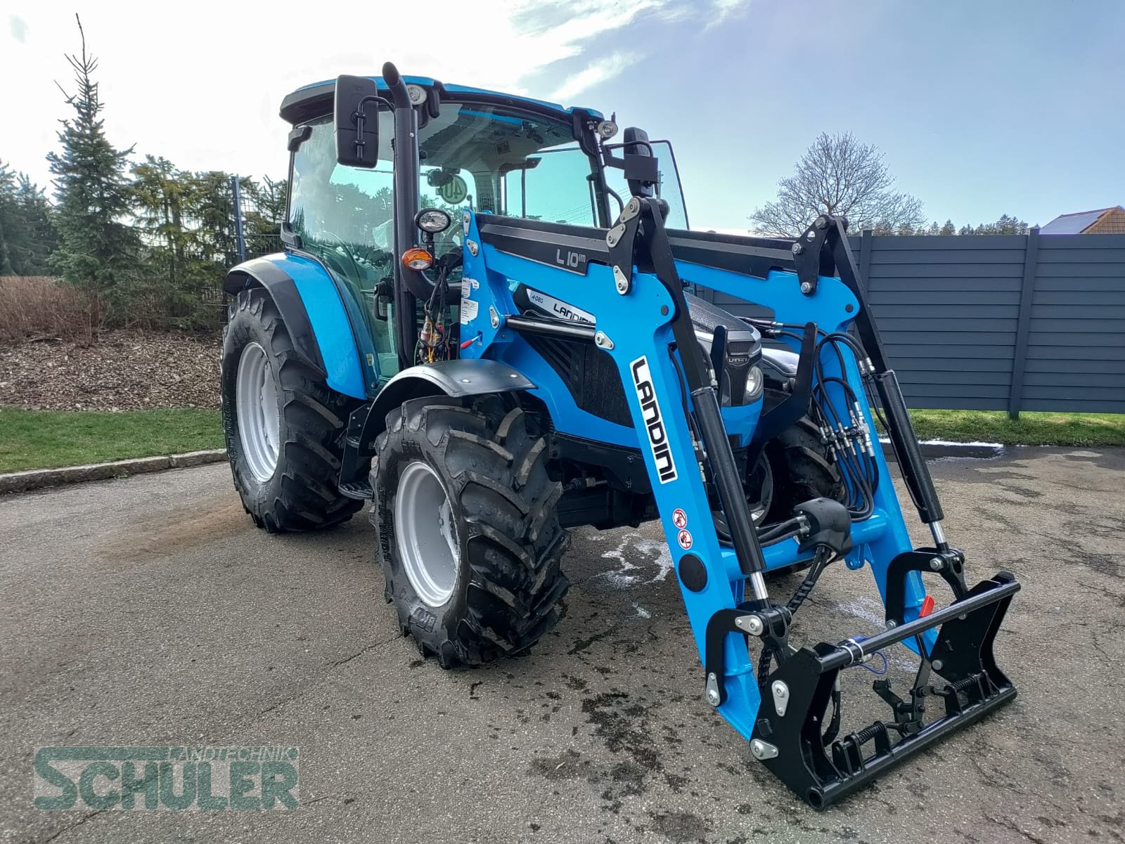 Traktor of the type Landini 4-080, Neumaschine in St. Märgen (Picture 3)