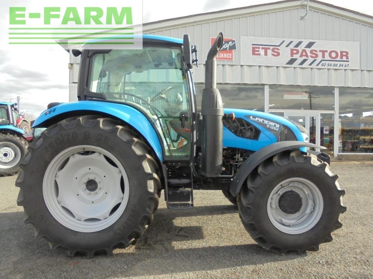 Traktor del tipo Landini 6-125h, Gebrauchtmaschine In Authon (Immagine 1)