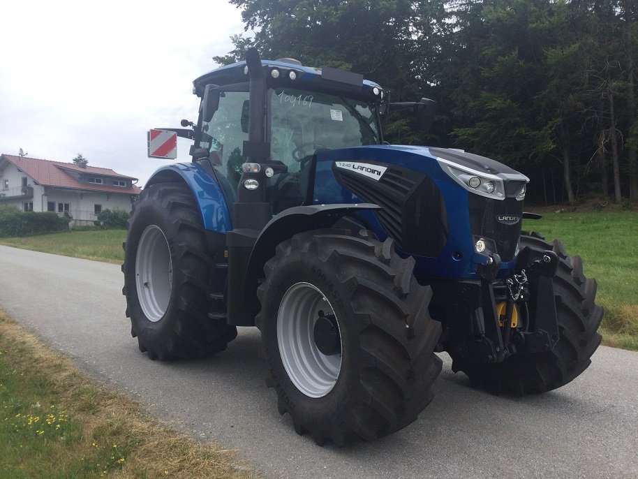 Traktor del tipo Landini 7-240 V-Shift, Neumaschine en Fürsteneck (Imagen 8)