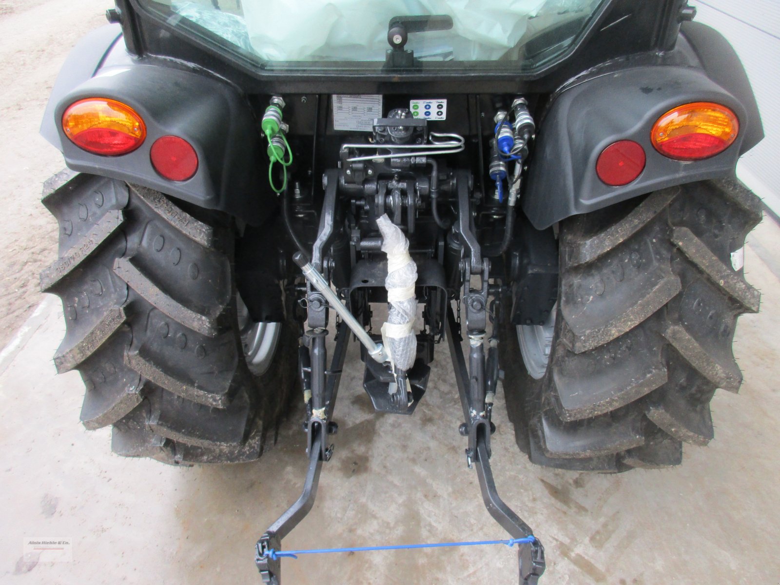 Traktor van het type Landini Mistral 55, Neumaschine in Tapfheim (Foto 6)