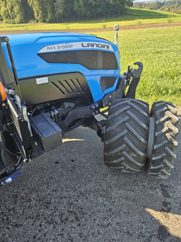 Traktor des Typs Landini Rex 3-80F, Ausstellungsmaschine in Hombrechtikon (Bild 1)