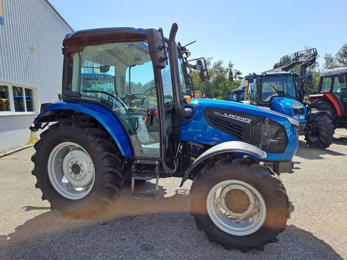 Traktor of the type Landini Serie 4-070, Neumaschine in Burgkirchen (Picture 13)