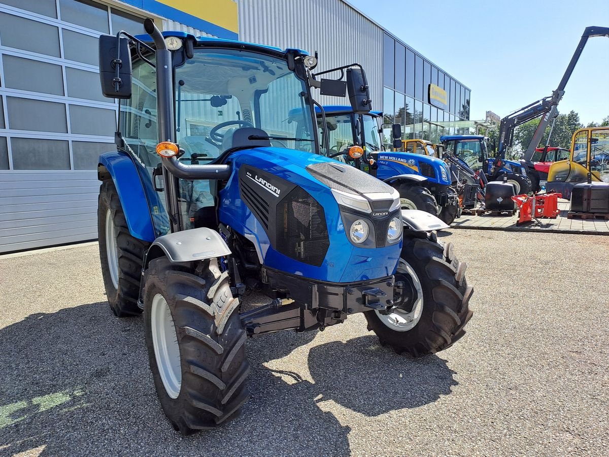 Traktor of the type Landini Serie 4-070, Neumaschine in Burgkirchen (Picture 10)