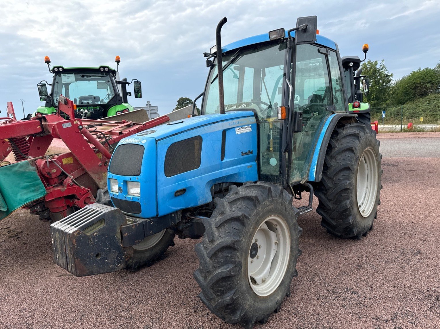 Traktor typu Landini Tracteur agricole GLOBUS 70DT Landini, Gebrauchtmaschine v LA SOUTERRAINE (Obrázek 1)