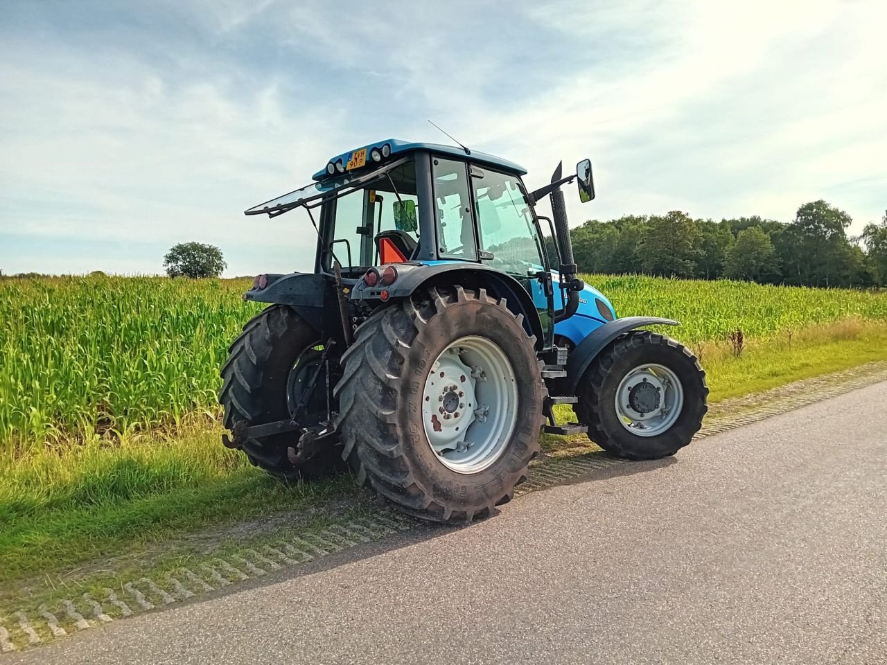 Traktor of the type Landini Vision 100, Gebrauchtmaschine in Dalfsen (Picture 2)