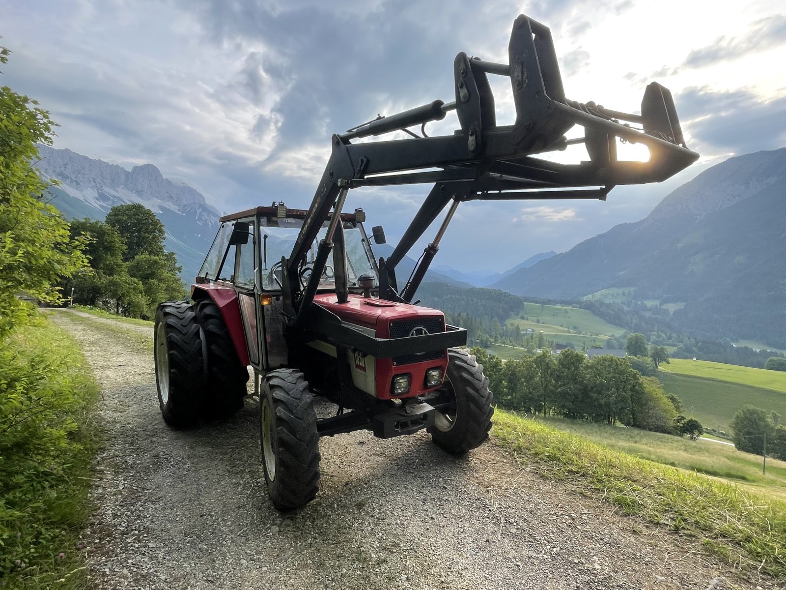 Traktor des Typs Lindner 1650 A, Gebrauchtmaschine in Ferlach (Bild 1)