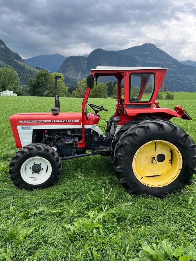 Traktor del tipo Lindner BF 550 SA, Gebrauchtmaschine en Burgkirchen (Imagen 4)