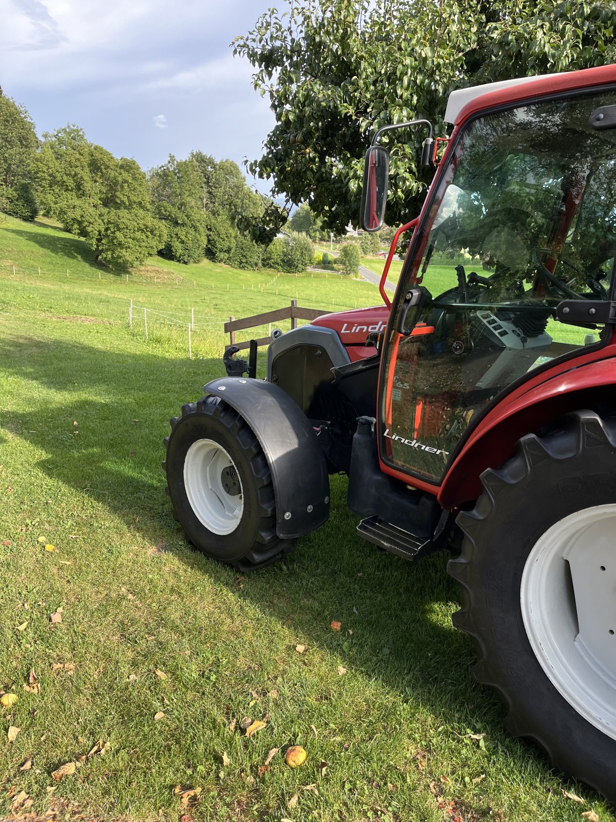 Traktor des Typs Lindner Geotrac 65, Gebrauchtmaschine in Millstatt (Bild 3)