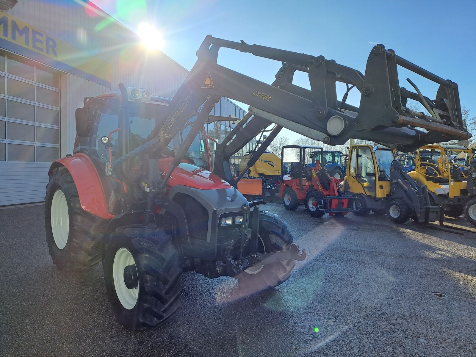 Traktor des Typs Lindner Geotrac 74, Gebrauchtmaschine in Burgkirchen (Bild 3)