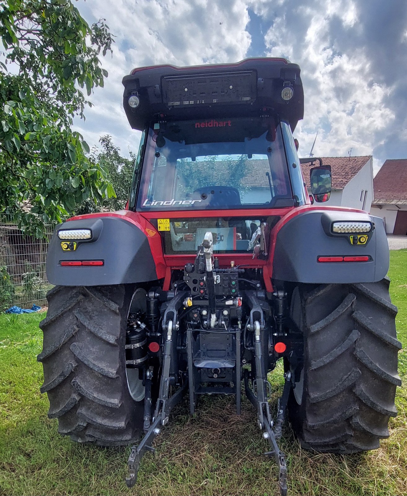 Traktor типа Lindner Lintrac 115 LS Vorführer, Gebrauchtmaschine в Pfaffenhofen (Фотография 4)