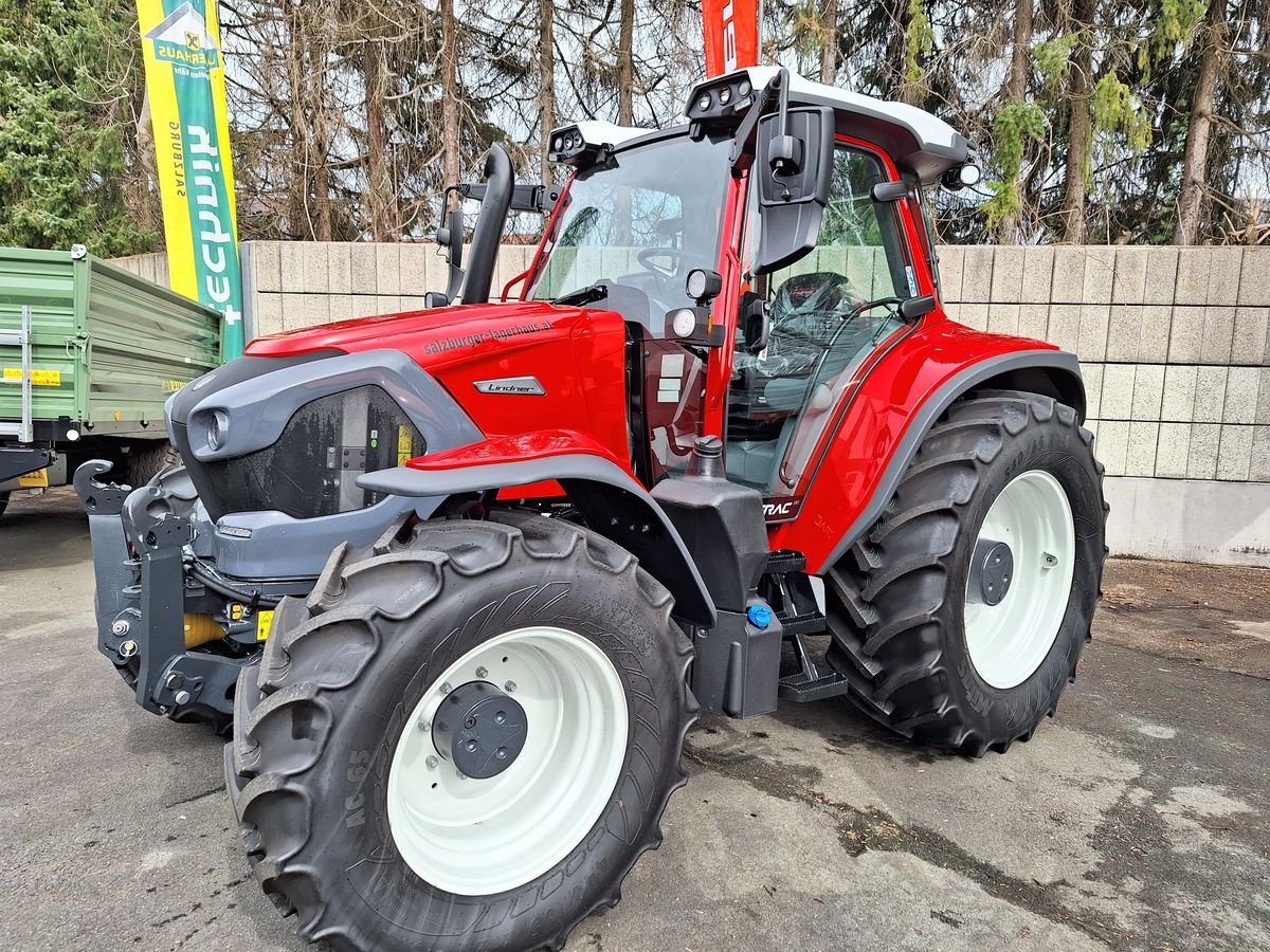 Traktor of the type Lindner Lintrac 130 (Stufe 5) 4Rad-Lenkung, Neumaschine in Bergheim (Picture 1)