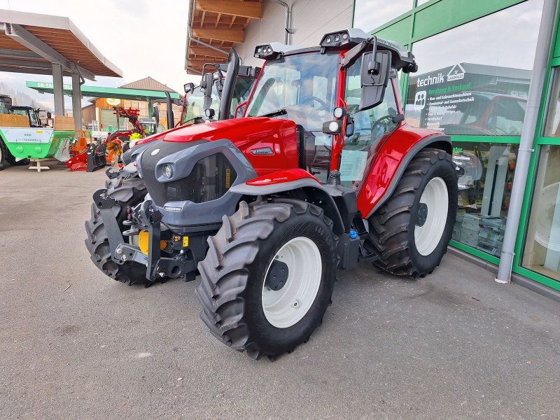 Traktor del tipo Lindner Lintrac 130 (Stufe 5) 4Rad-Lenkung, Neumaschine In Bergheim