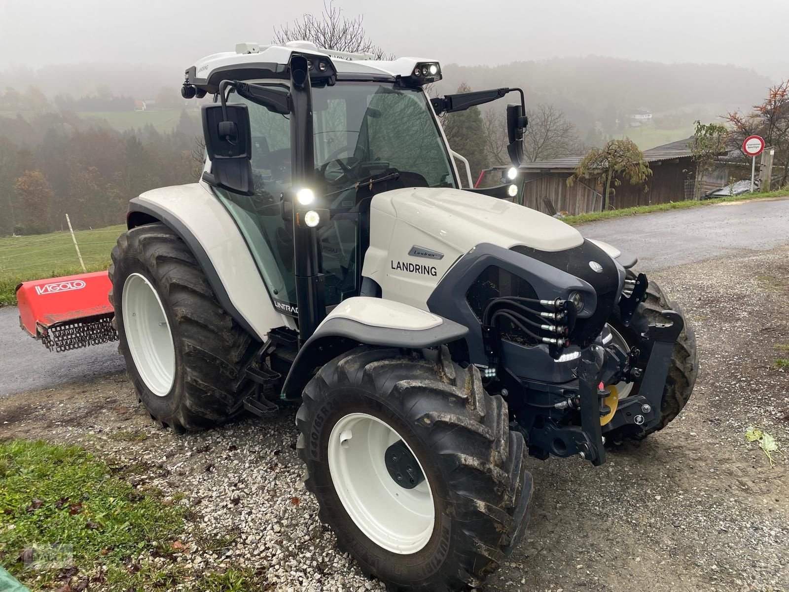 Traktor des Typs Lindner Lintrac 130 (Stufe 5) 4Rad-Lenkung, Gebrauchtmaschine in Burgkirchen (Bild 1)