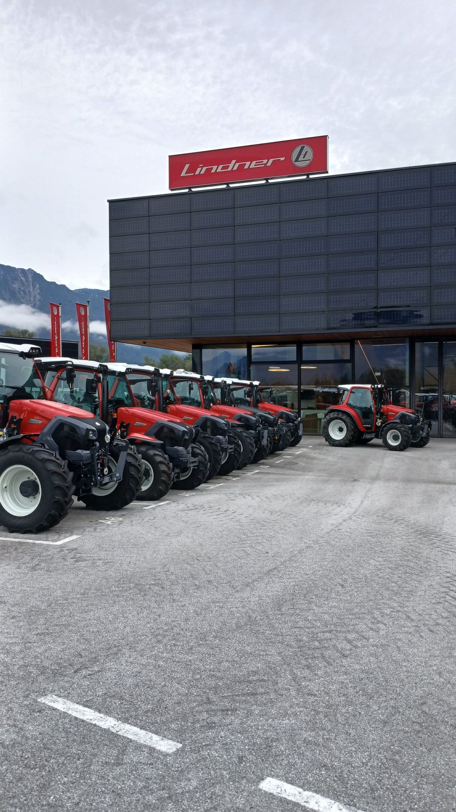 Traktor van het type Lindner Lintrac 65LS, Neumaschine in Bad Kötzting (Foto 2)