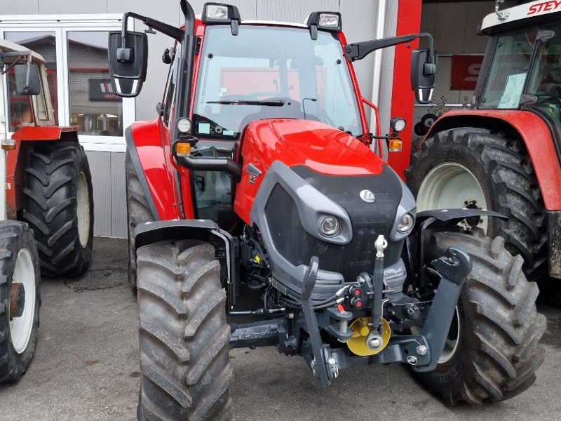 Traktor del tipo Lindner Lintrac 70 Stufenlos, Ausstellungsmaschine In Etziken (Immagine 1)