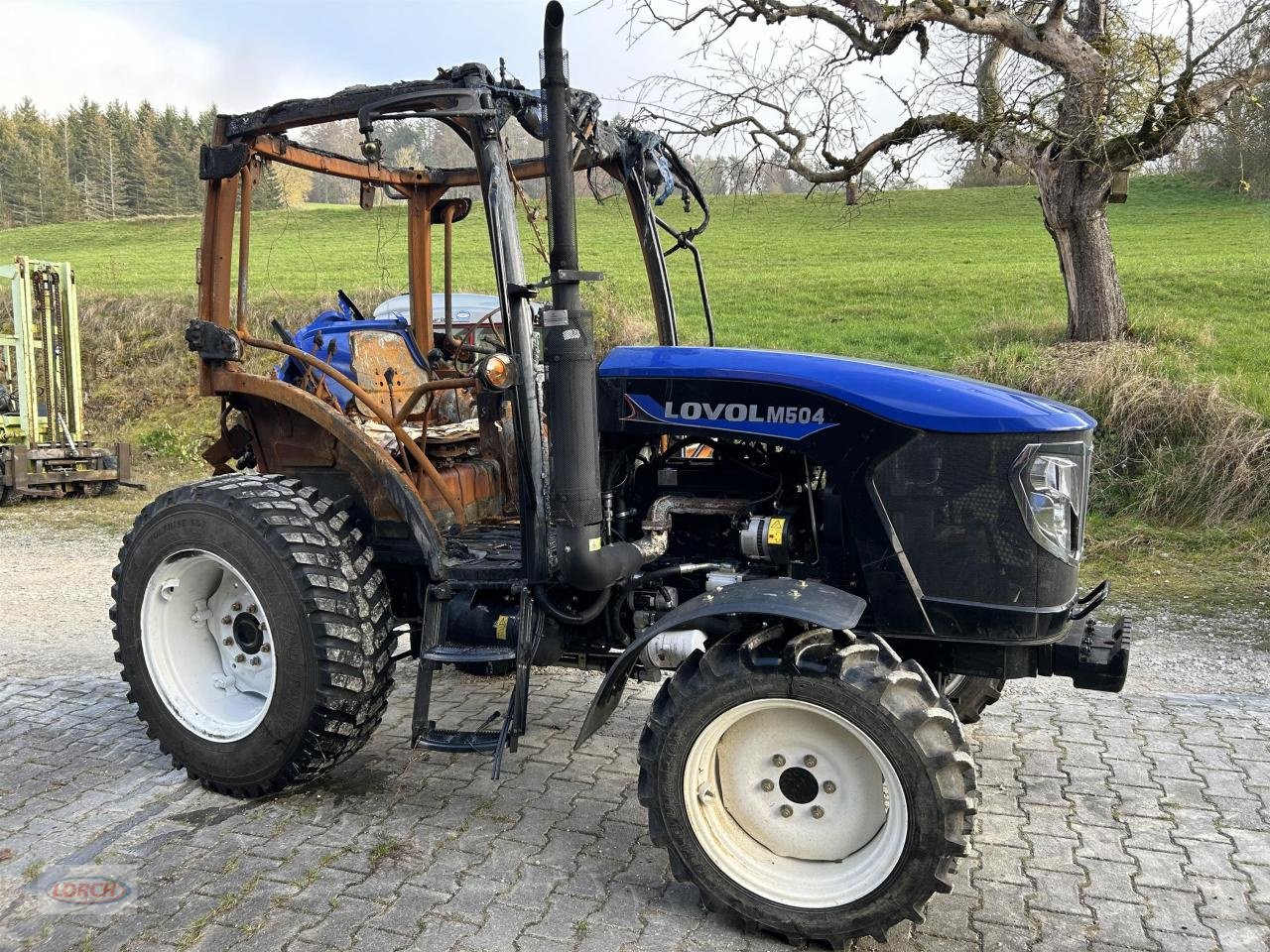 Traktor del tipo LOVOL M504 Allrad, Brandschlepper mit Papiere, Gebrauchtmaschine In Trochtelfingen (Immagine 2)