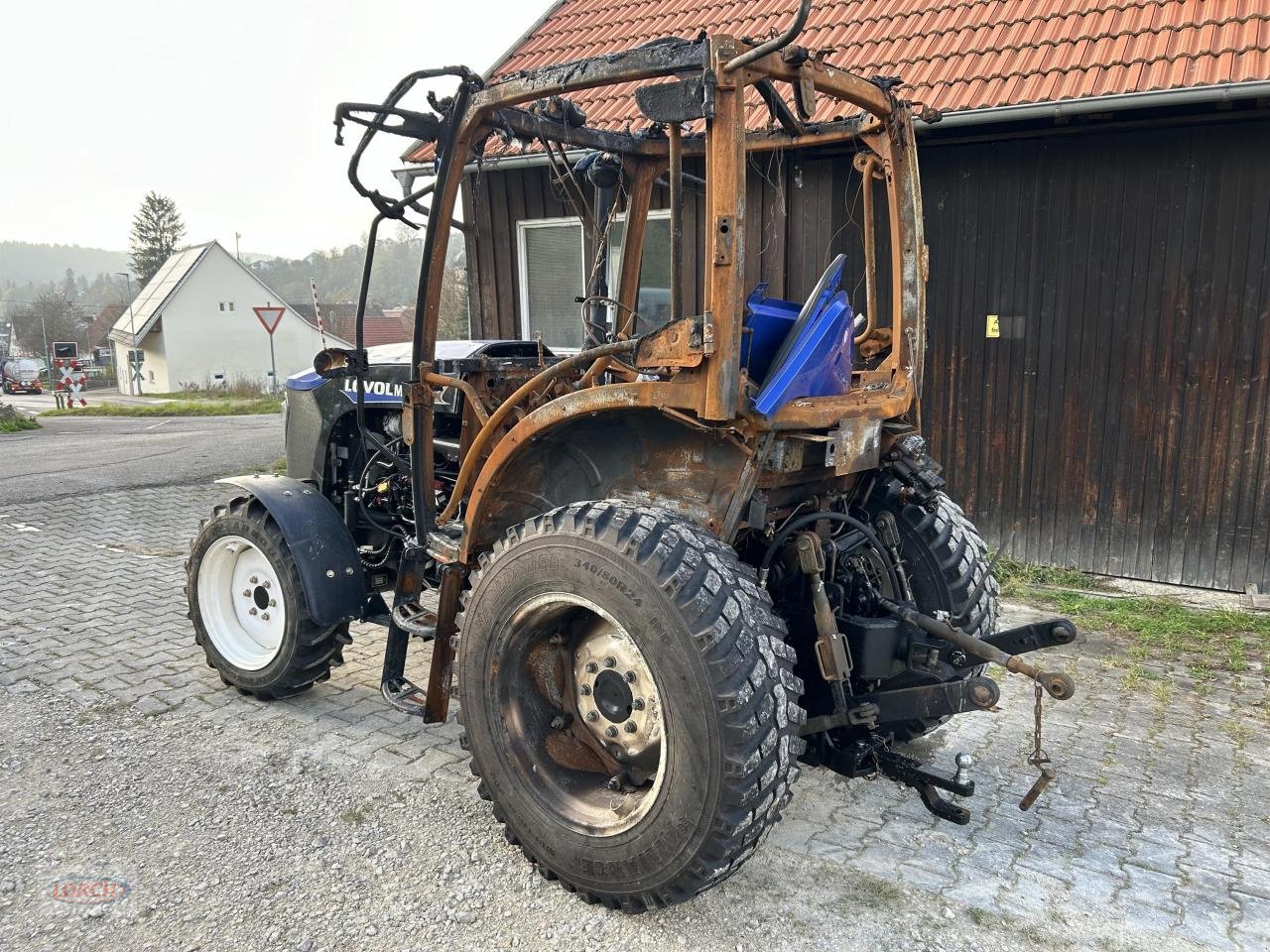 Traktor del tipo LOVOL M504 Allrad, Brandschlepper mit Papiere, Gebrauchtmaschine In Trochtelfingen (Immagine 4)