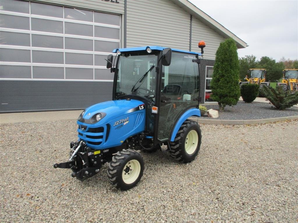 Traktor des Typs LS Tractor J27 HST Med kabine, frontlift og frontPTO, Gebrauchtmaschine in Lintrup (Bild 2)