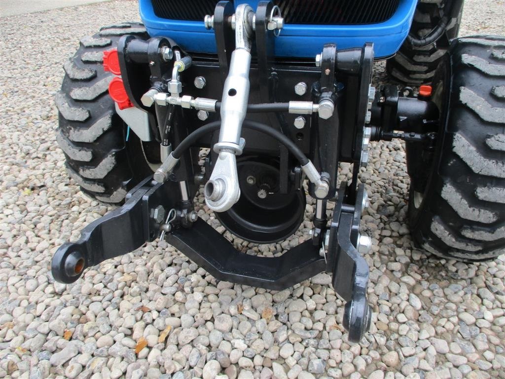 Traktor tipa LS Tractor J27 HST Med kabine, frontlift og frontPTO, Gebrauchtmaschine u Lintrup (Slika 4)