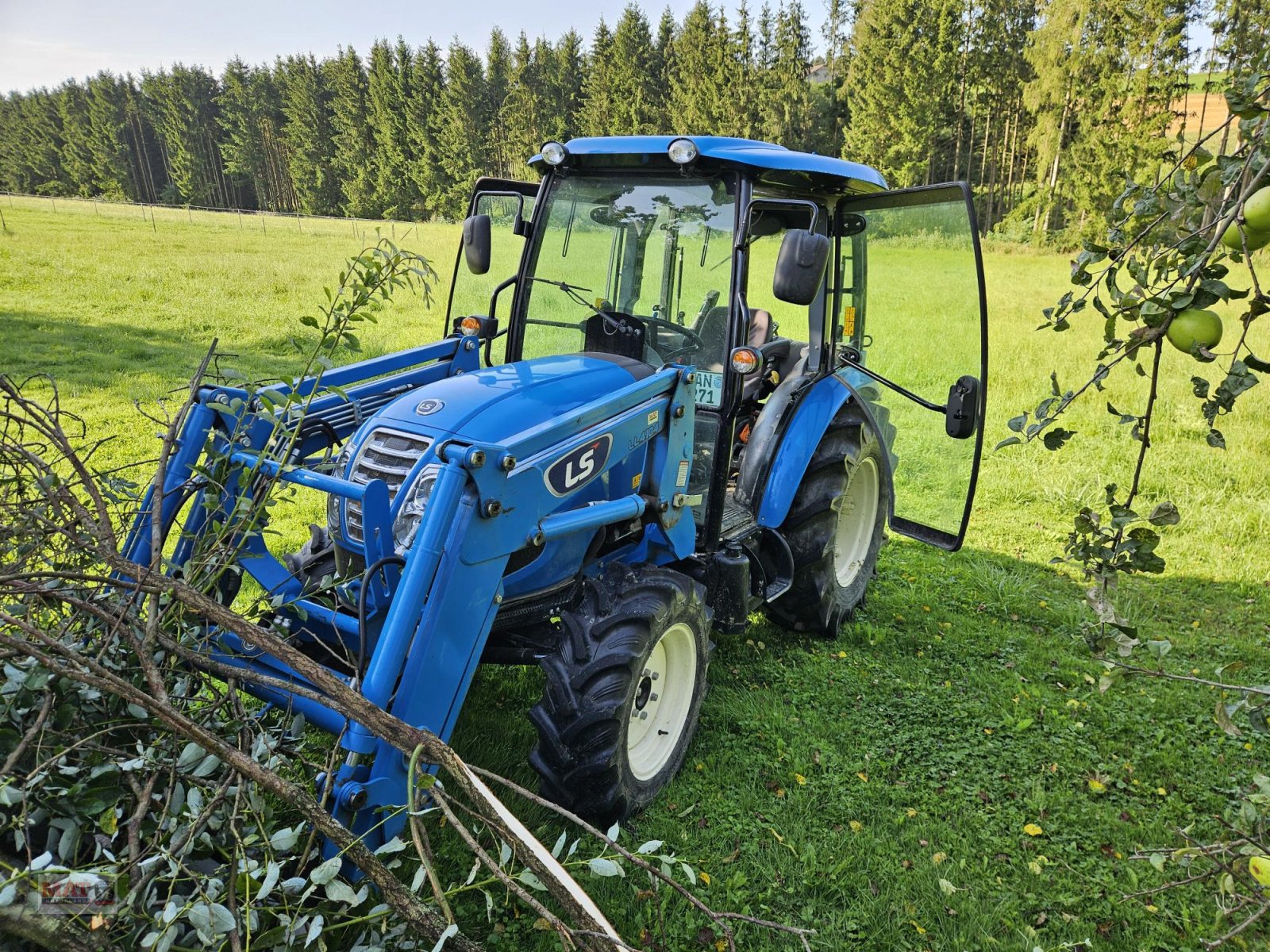 Traktor des Typs LS Tractor MT 3.50 HST, Gebrauchtmaschine in Waldkraiburg (Bild 1)