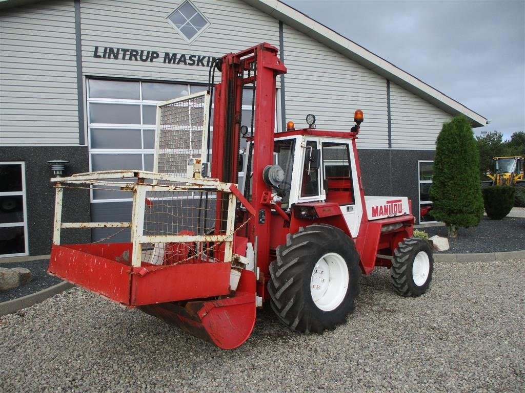 Traktor du type Manitou 4RM30N Med pallegafler, skovl og mandskabskurv, Gebrauchtmaschine en Lintrup (Photo 2)