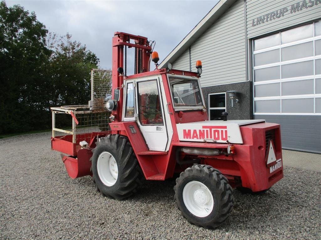 Traktor du type Manitou 4RM30N Med pallegafler, skovl og mandskabskurv, Gebrauchtmaschine en Lintrup (Photo 3)