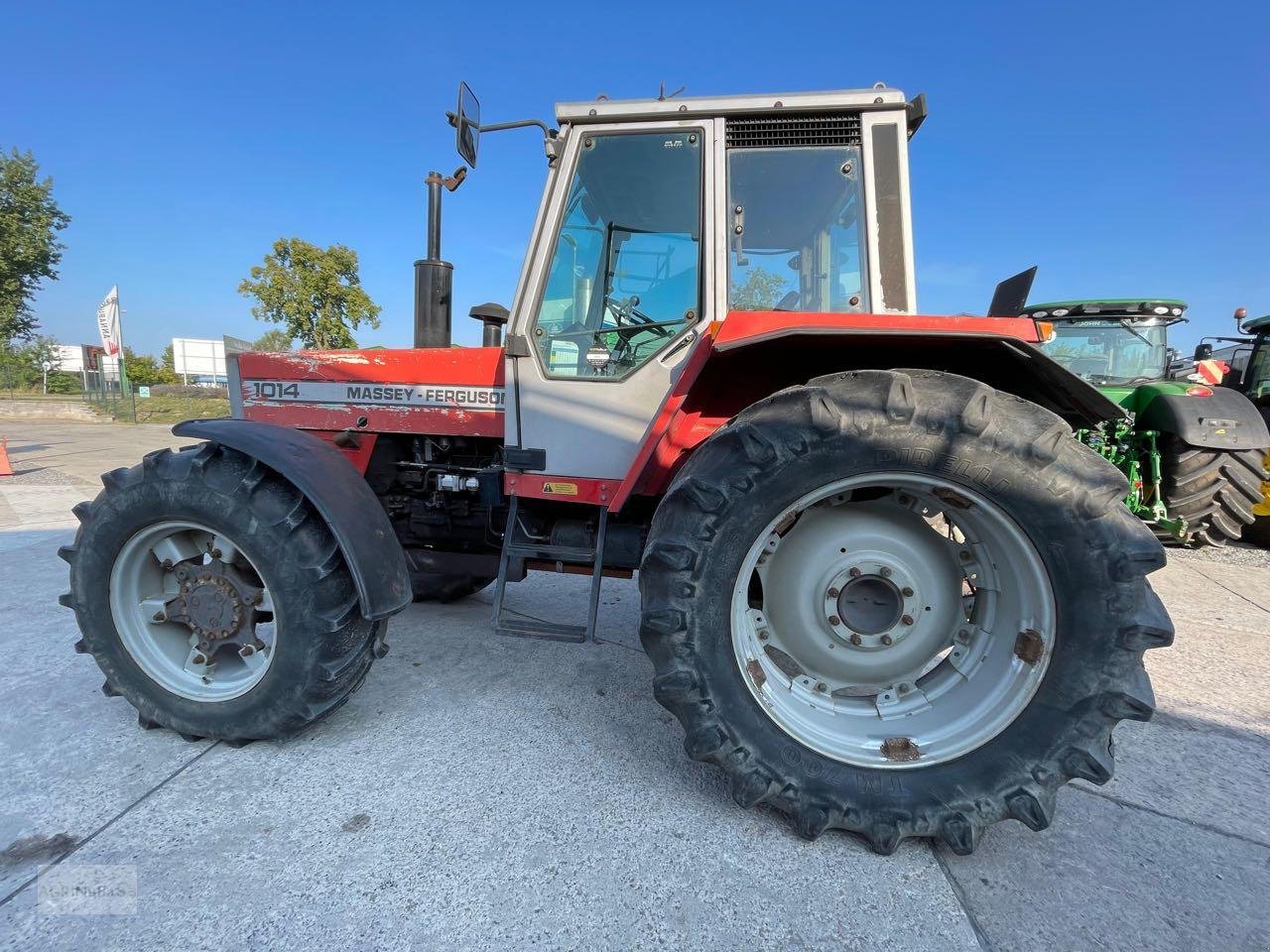 Traktor типа Massey Ferguson 1014 Reparaturbedürftig, Gebrauchtmaschine в Prenzlau (Фотография 4)