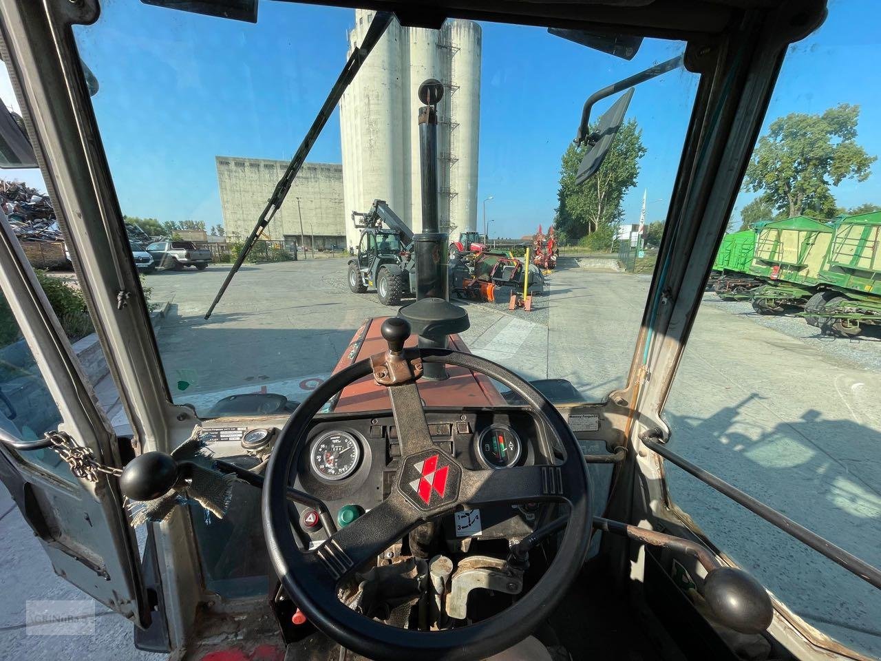 Traktor del tipo Massey Ferguson 1014 Reparaturbedürftig, Gebrauchtmaschine en Prenzlau (Imagen 12)