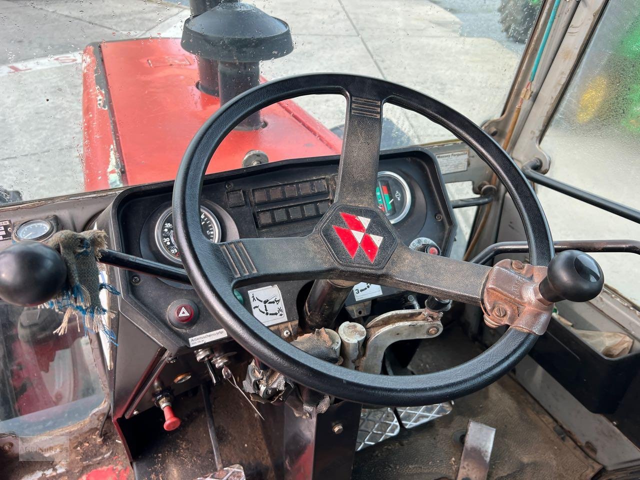 Traktor typu Massey Ferguson 1014, Gebrauchtmaschine w Prenzlau (Zdjęcie 16)