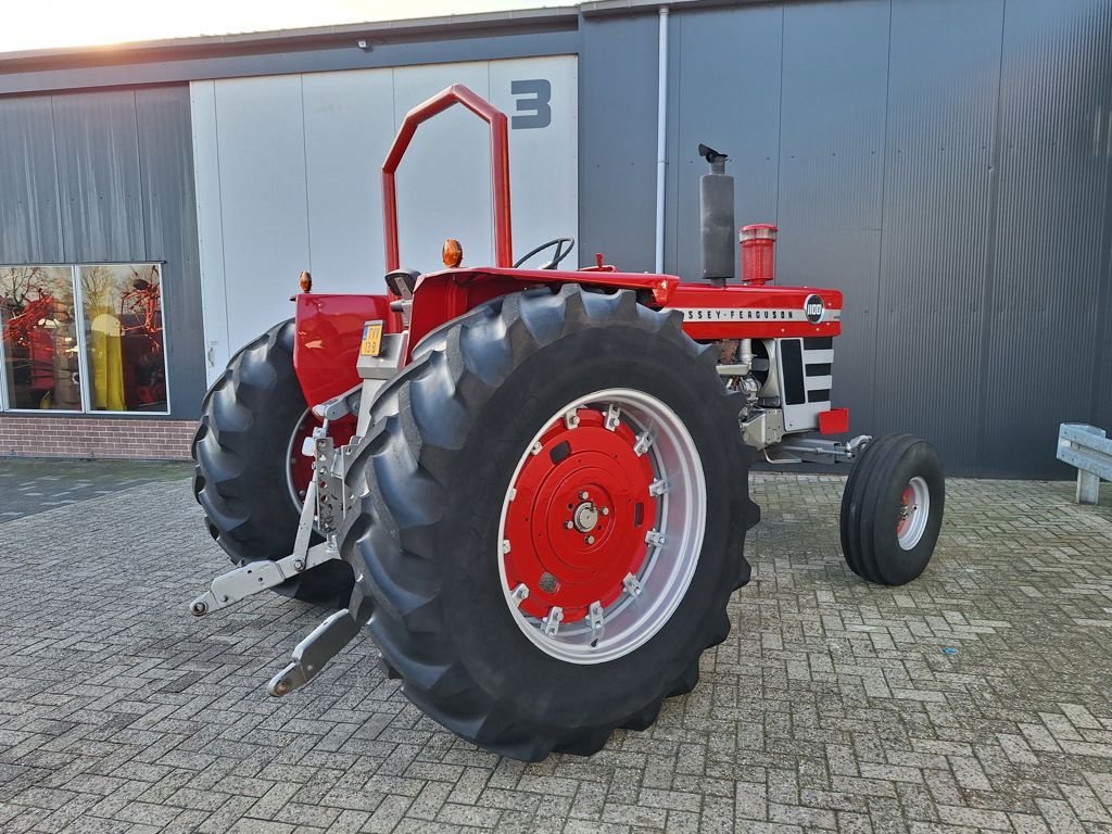 Traktor du type Massey Ferguson 1100 MULTIPOWER, Gebrauchtmaschine en MARIENHEEM (Photo 7)